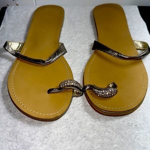 Rampage Reva Patent Toe Sandal, Clean.